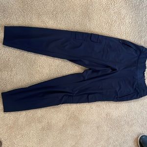 Athleta lightweight cargo pant